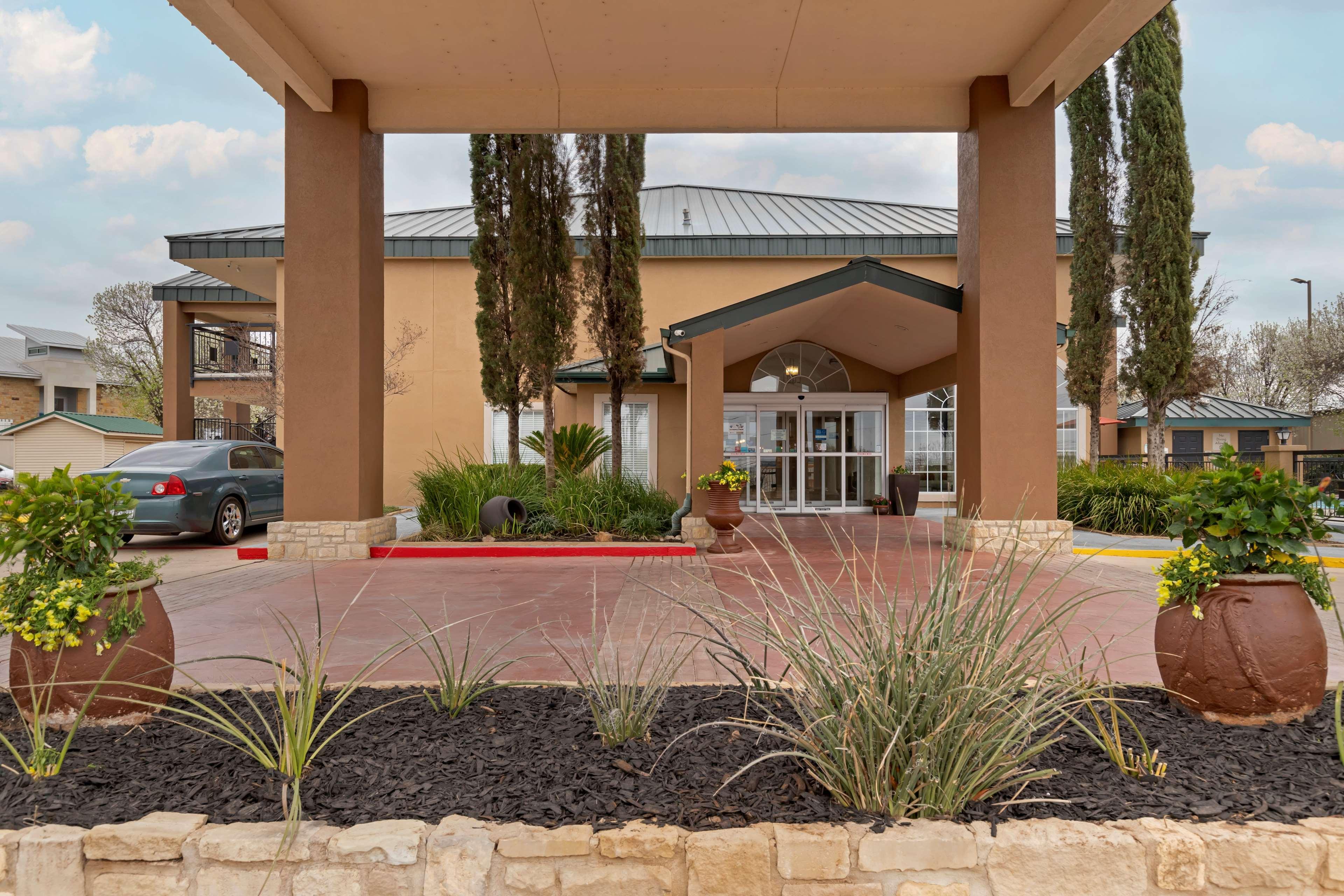 Best Western Marble Falls Inn Ngoại thất bức ảnh