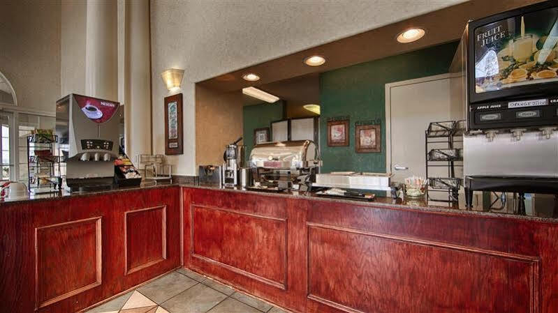 Best Western Marble Falls Inn Ngoại thất bức ảnh